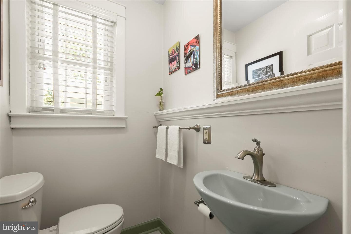 1504 Ivanhoe Avenue photo 26