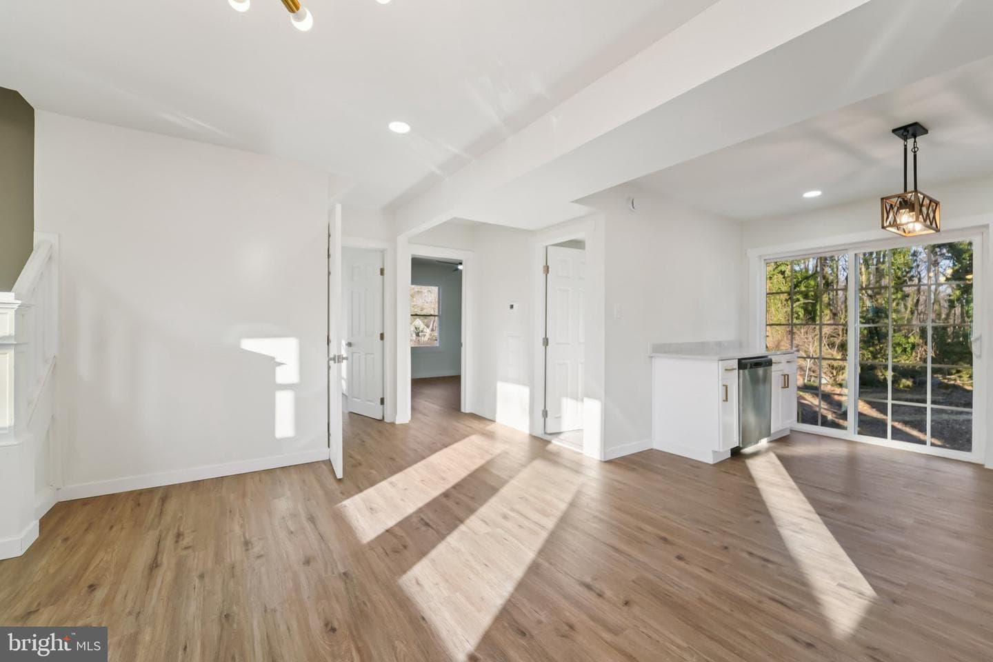 27 Pelczar Avenue photo 10