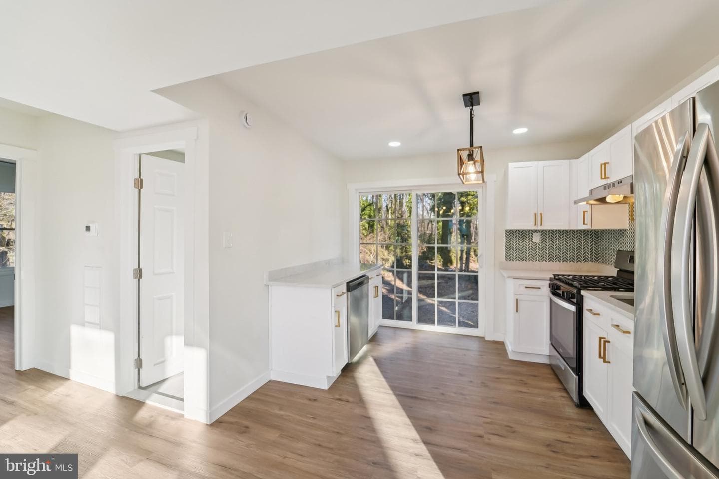 27 Pelczar Avenue photo 11