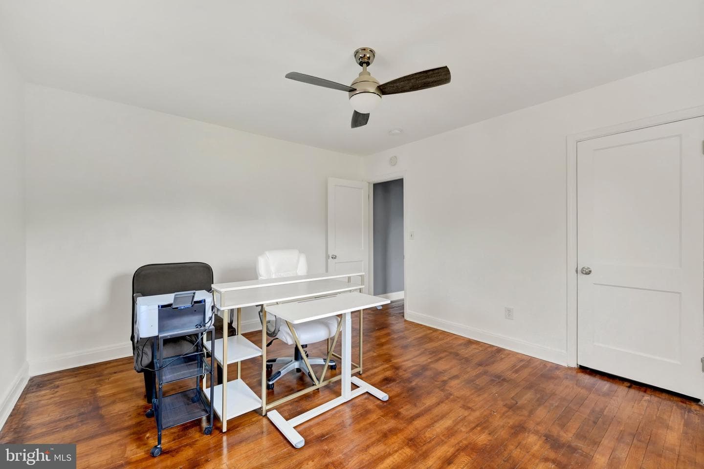 3655 Forest Garden Avenue photo 17