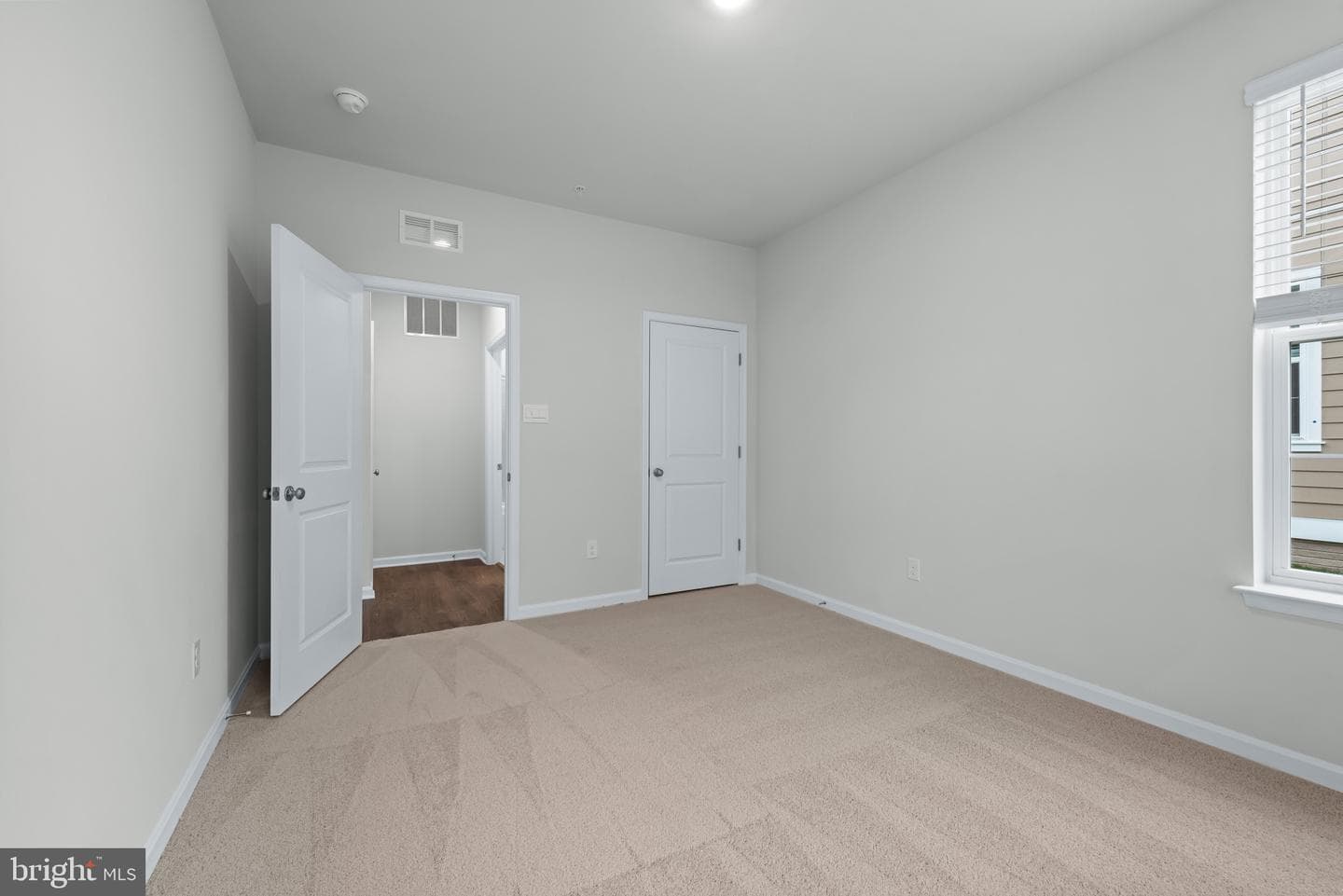 1204 Otter Point Court photo 12