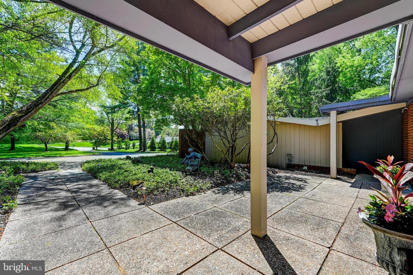 3604 Barberry Court photo 4