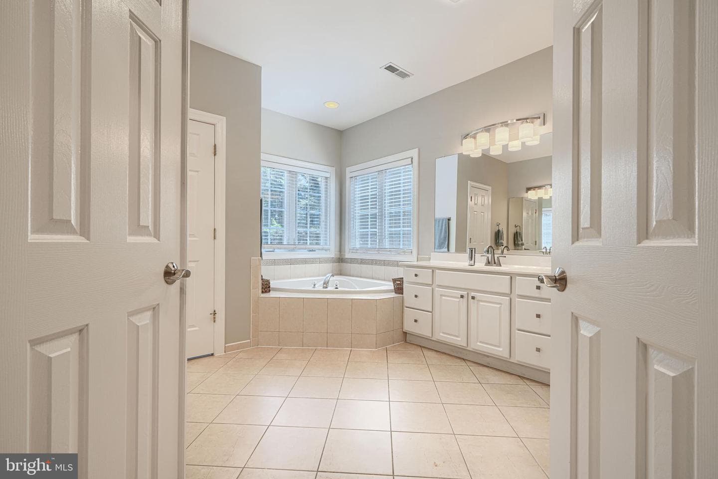 8934 Ricky Trevor Road photo 32