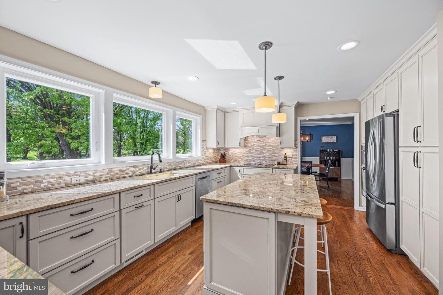 12914 Falls Road photo 10
