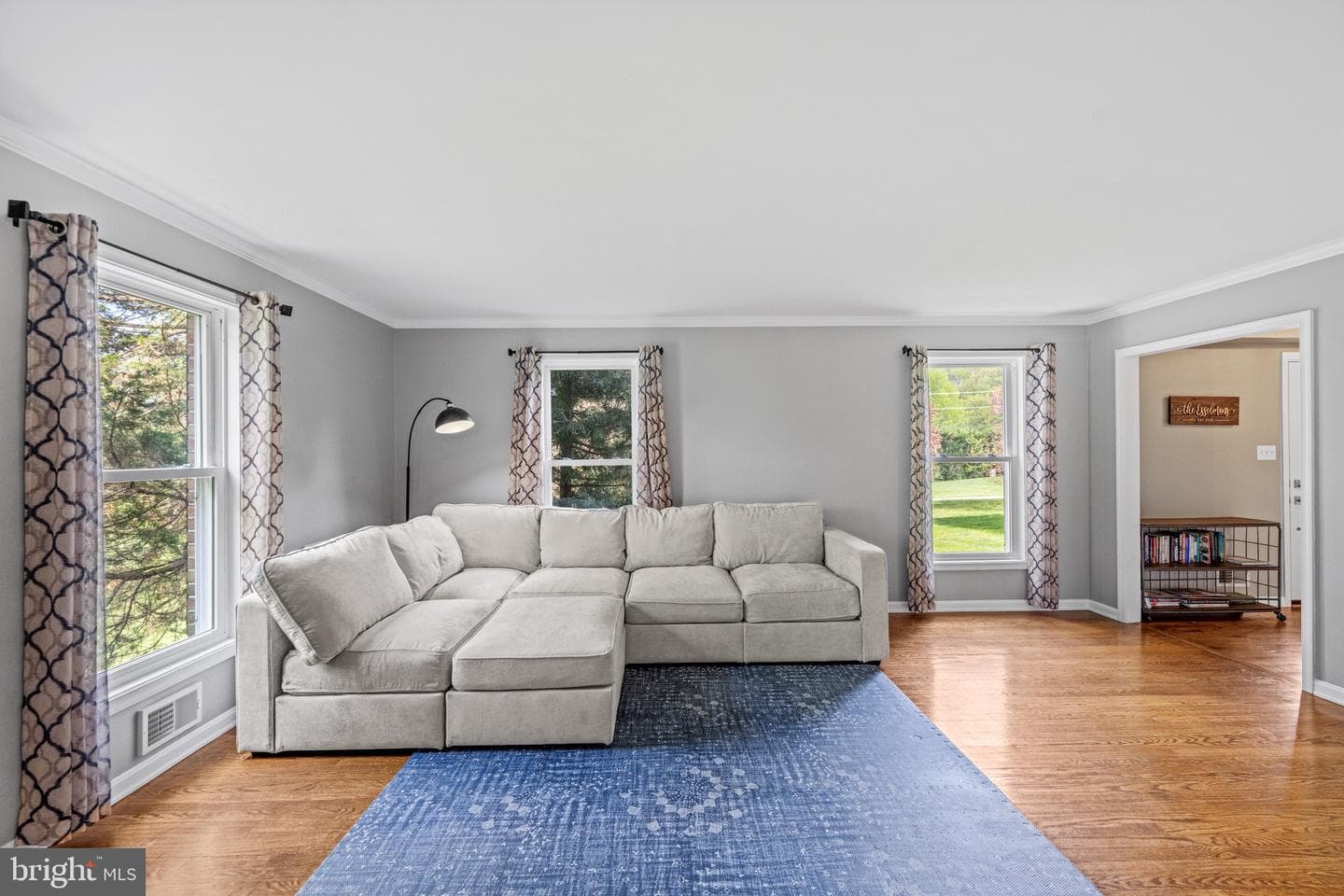 12914 Falls Road photo 22