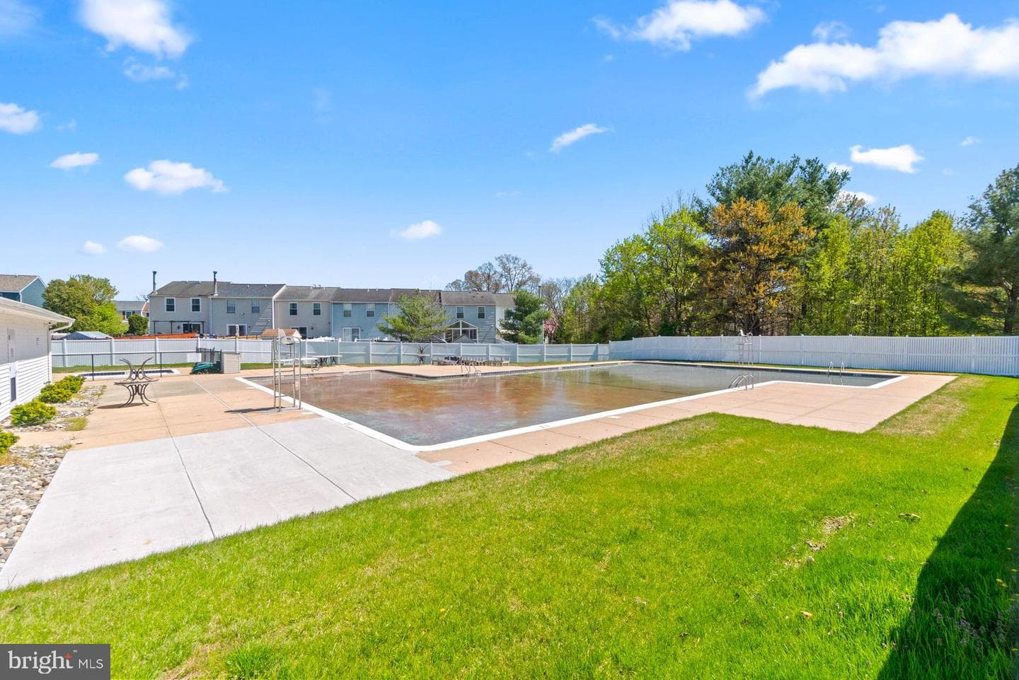 2125 Cedar Barn Way photo 40
