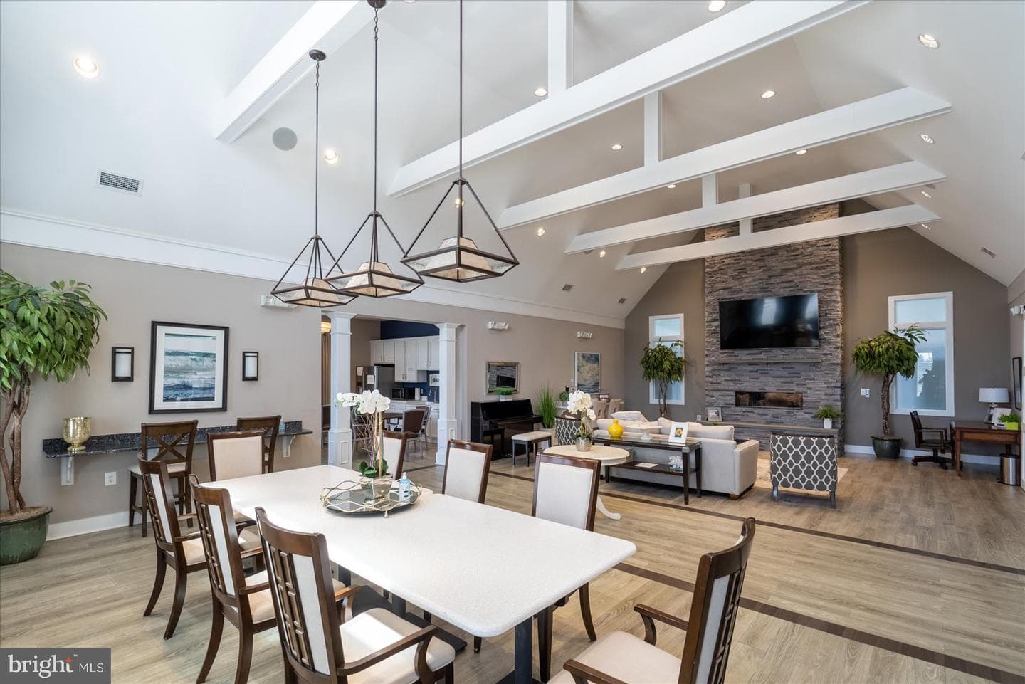 620 Quarry View Court #405 photo 8