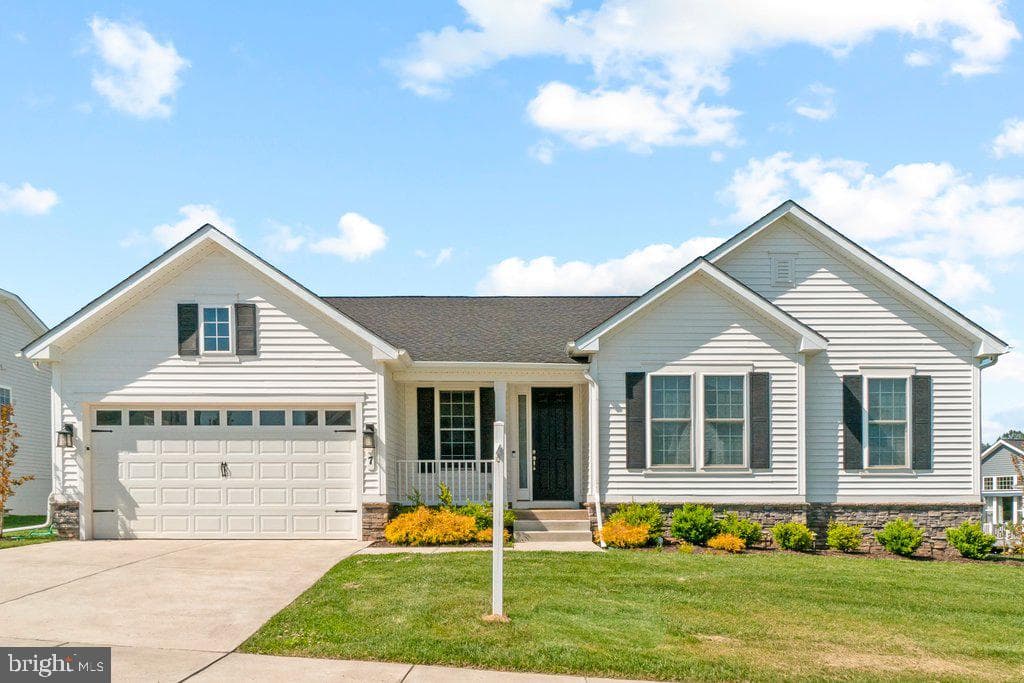 7 Legacy Drive photo 6