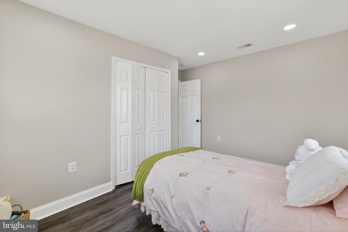 3114 Betlou James Place photo 17