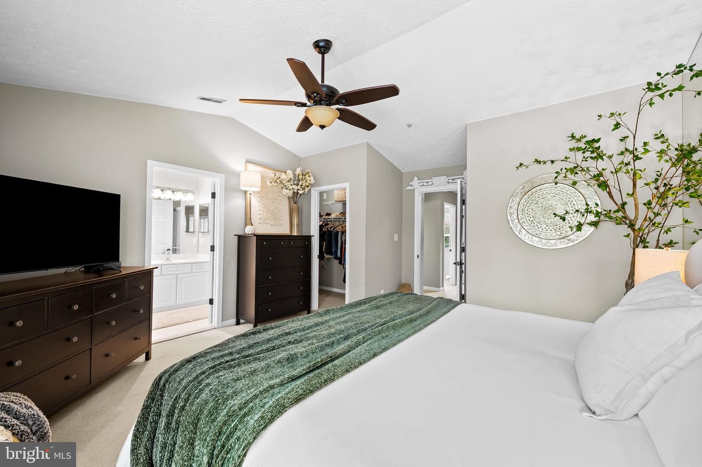 1 Winterberry Court photo 15