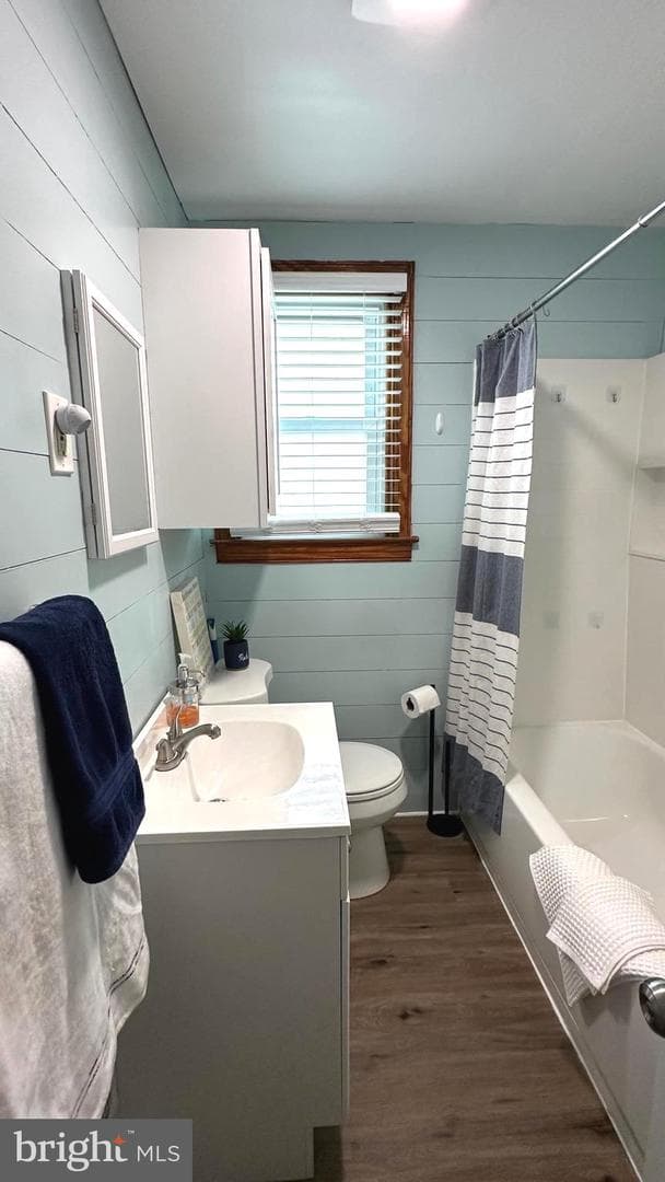 89 Wise Avenue photo 16