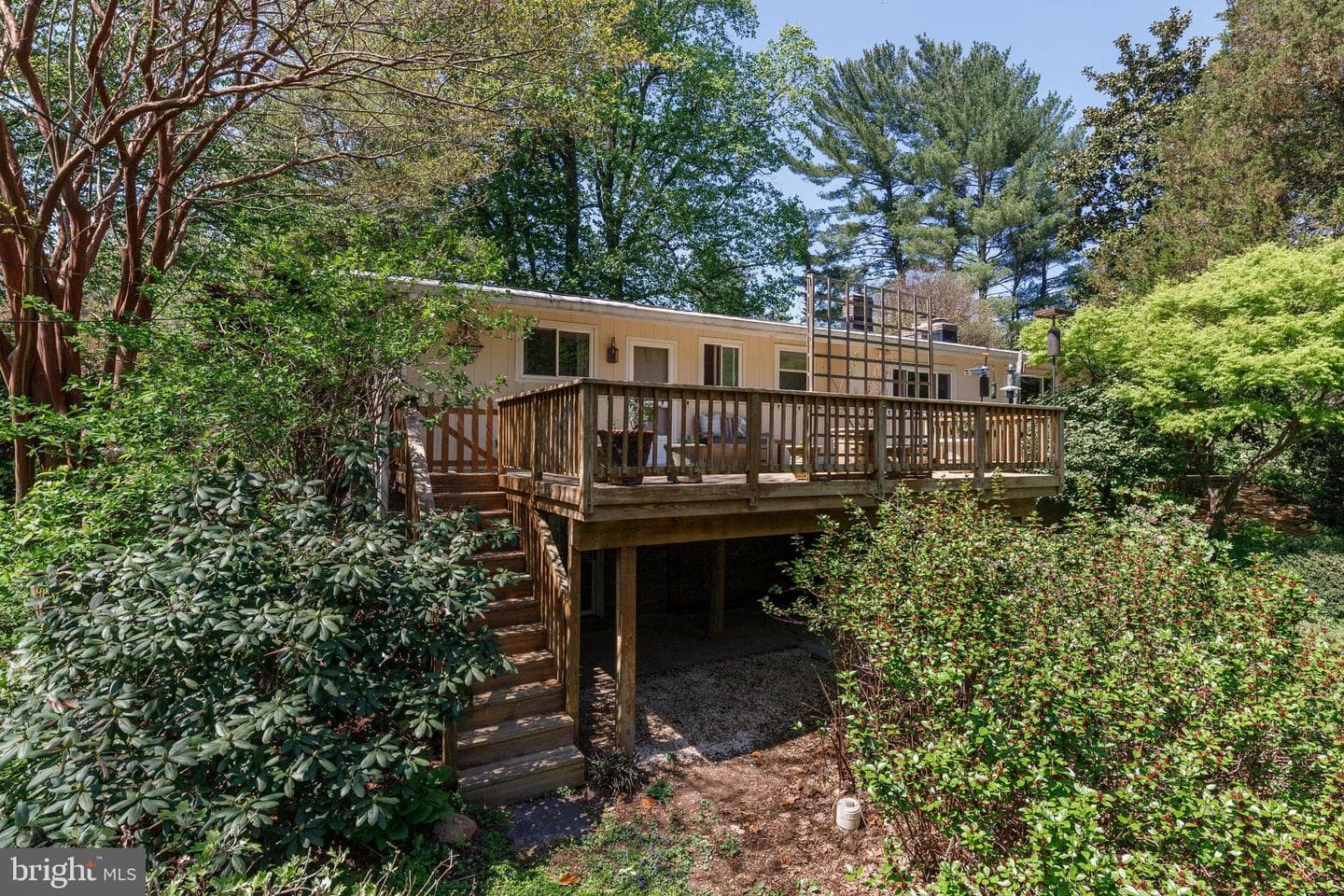3915 Longmoor Circle photo 46