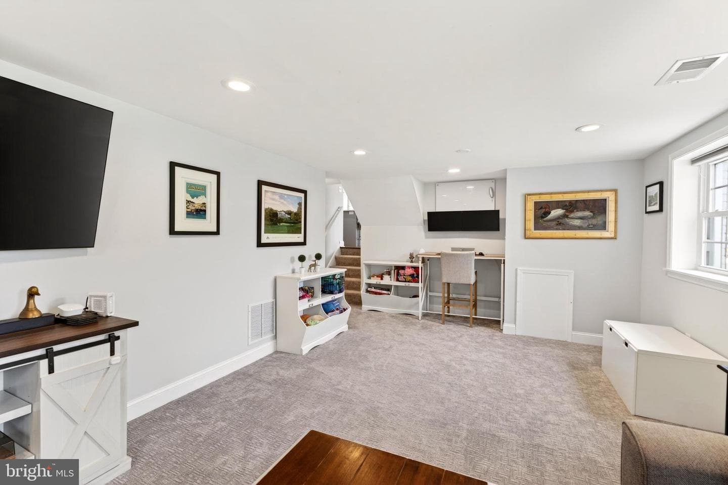 8201 Boman Court photo 37