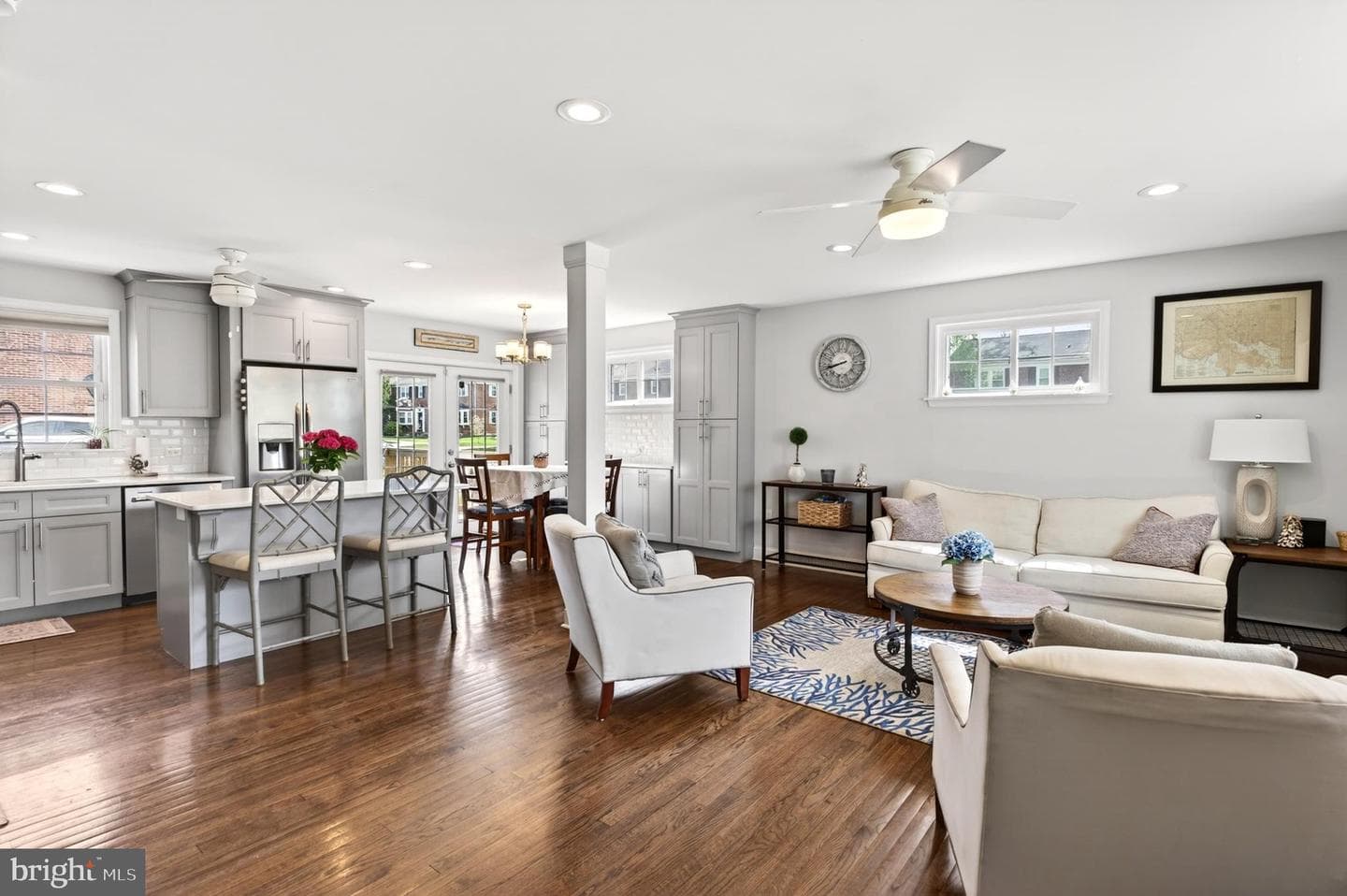 8201 Boman Court photo 4