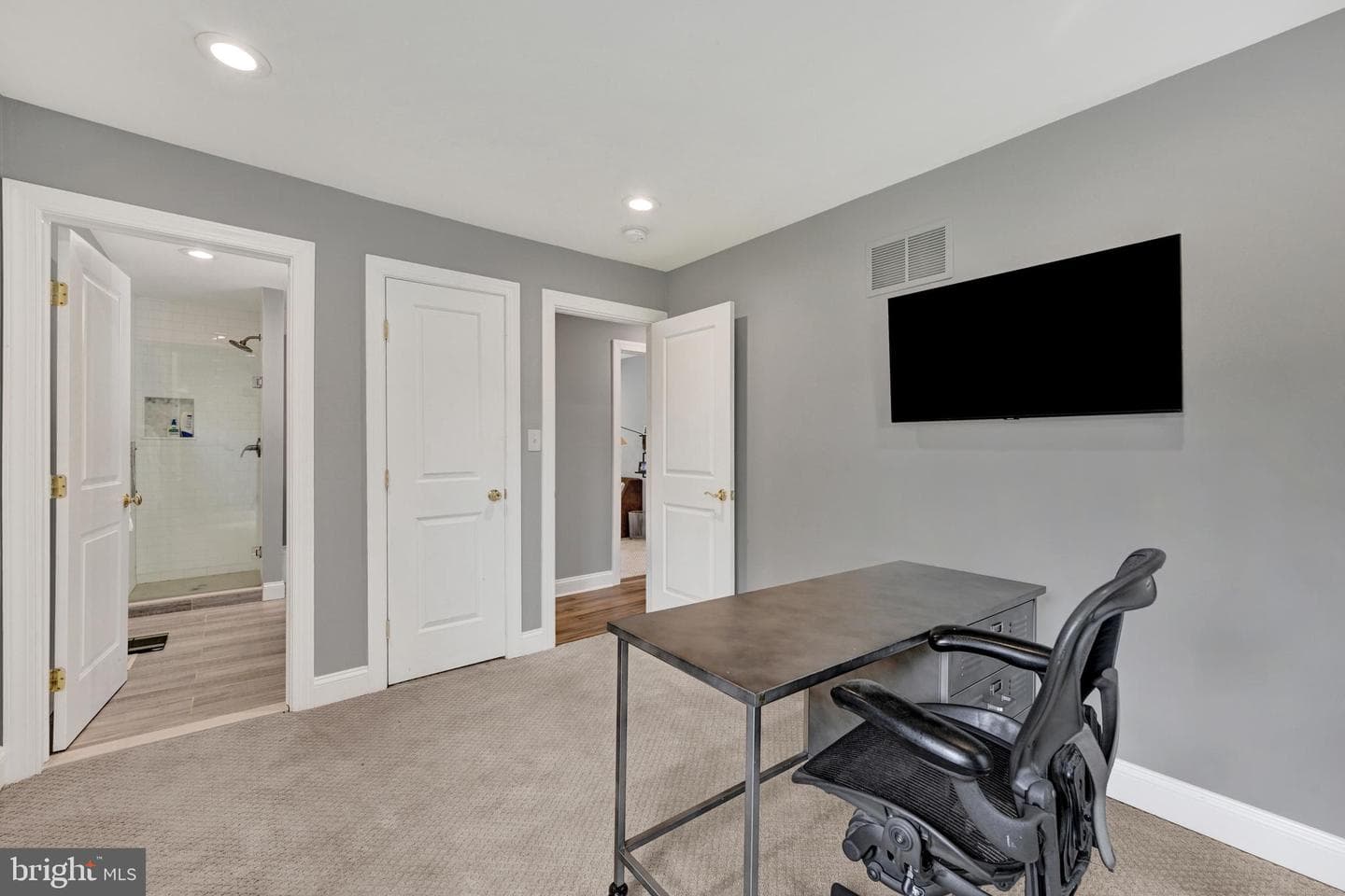 9 Crestline Court photo 34