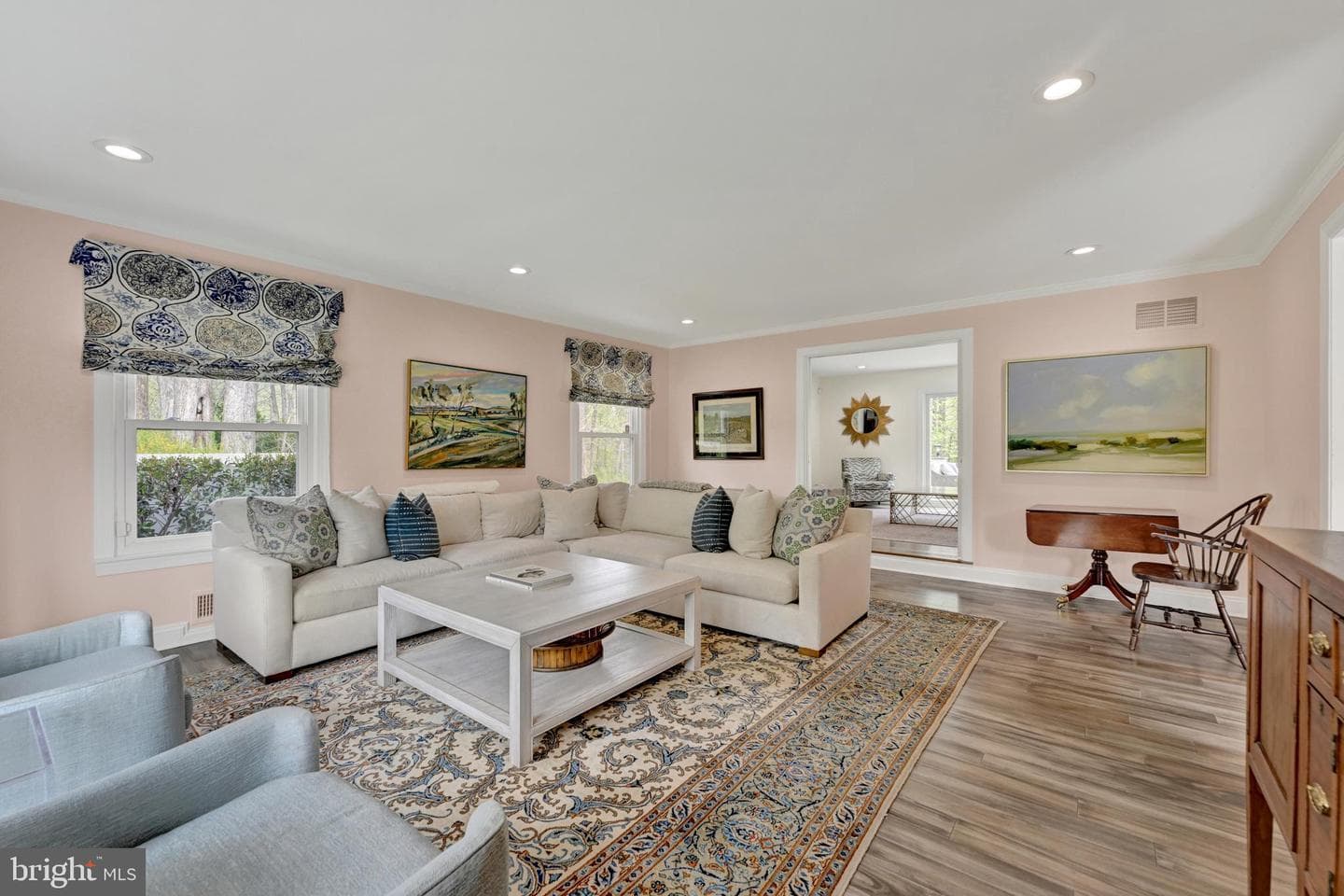 9 Crestline Court photo 6