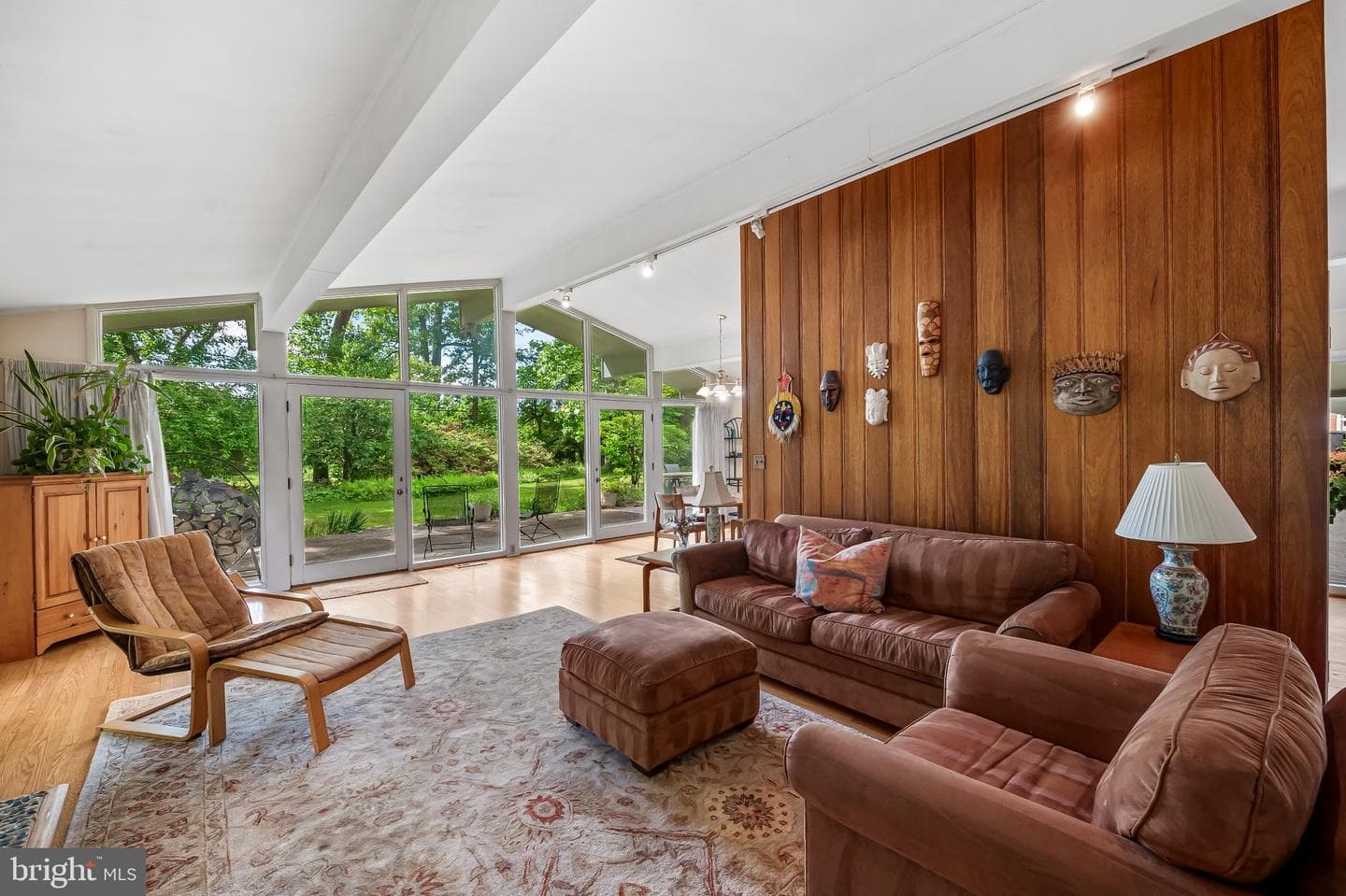 618 Lake Drive photo 5