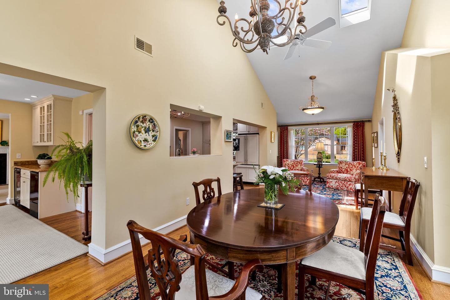 1001 W Wind Court photo 22
