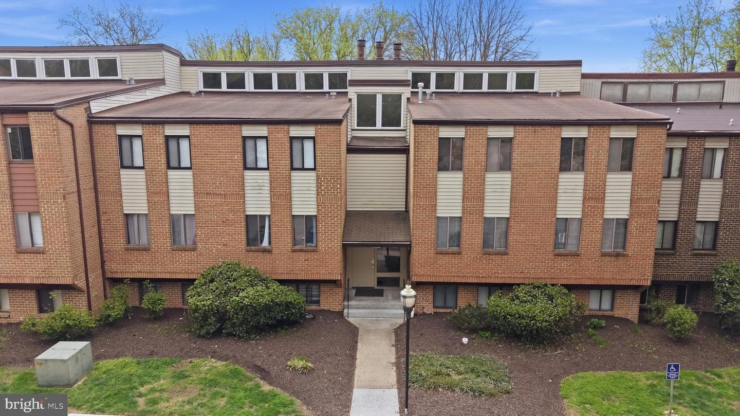 7 Suntop Court #202, Baltimore