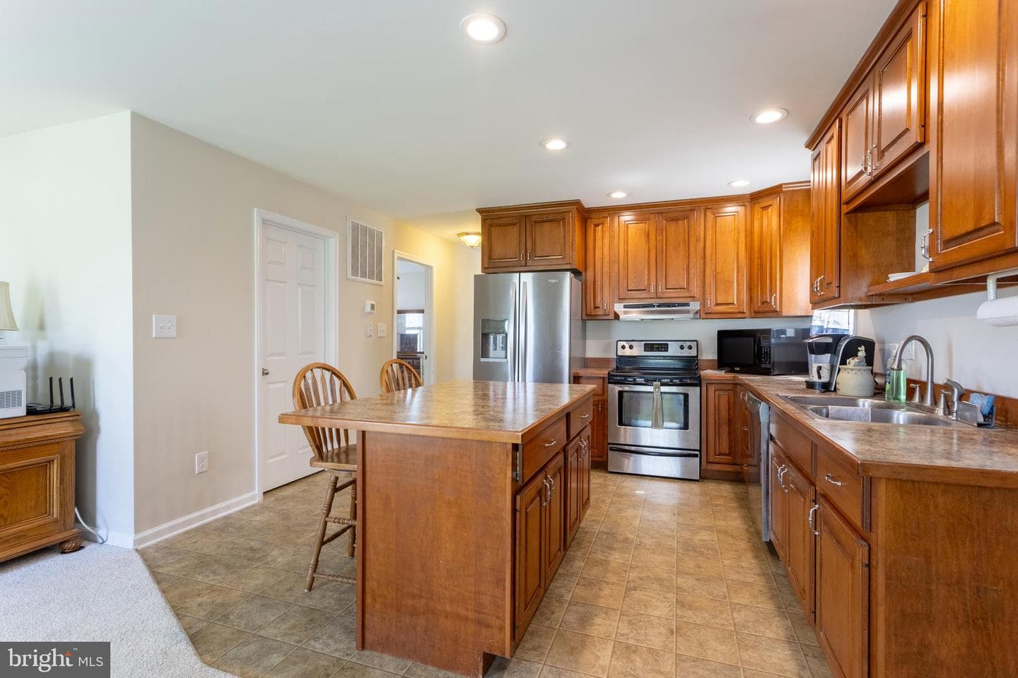 2203 Rockwell Avenue photo 44