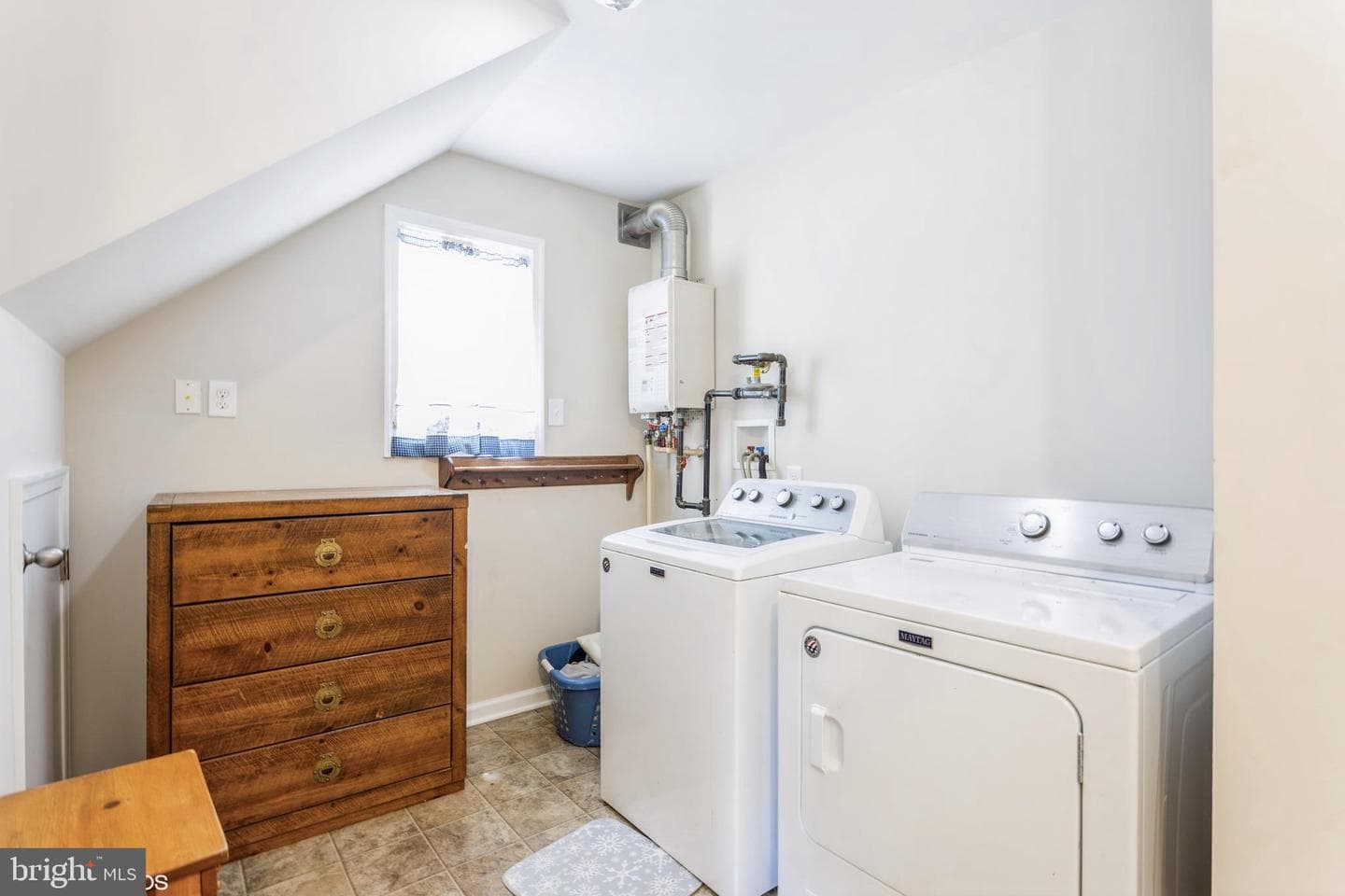 2203 Rockwell Avenue photo 57