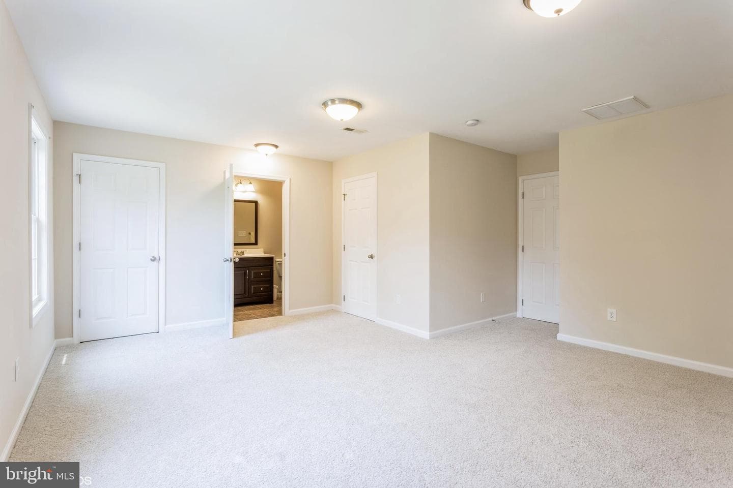 2203 Rockwell Avenue photo 64