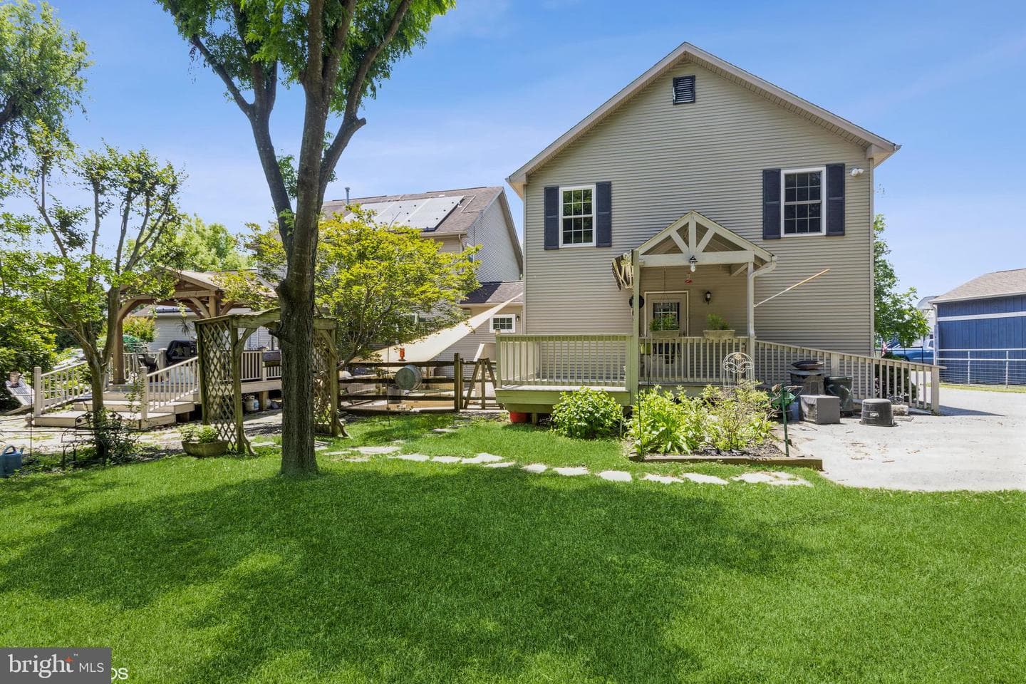 2203 Rockwell Avenue photo 75