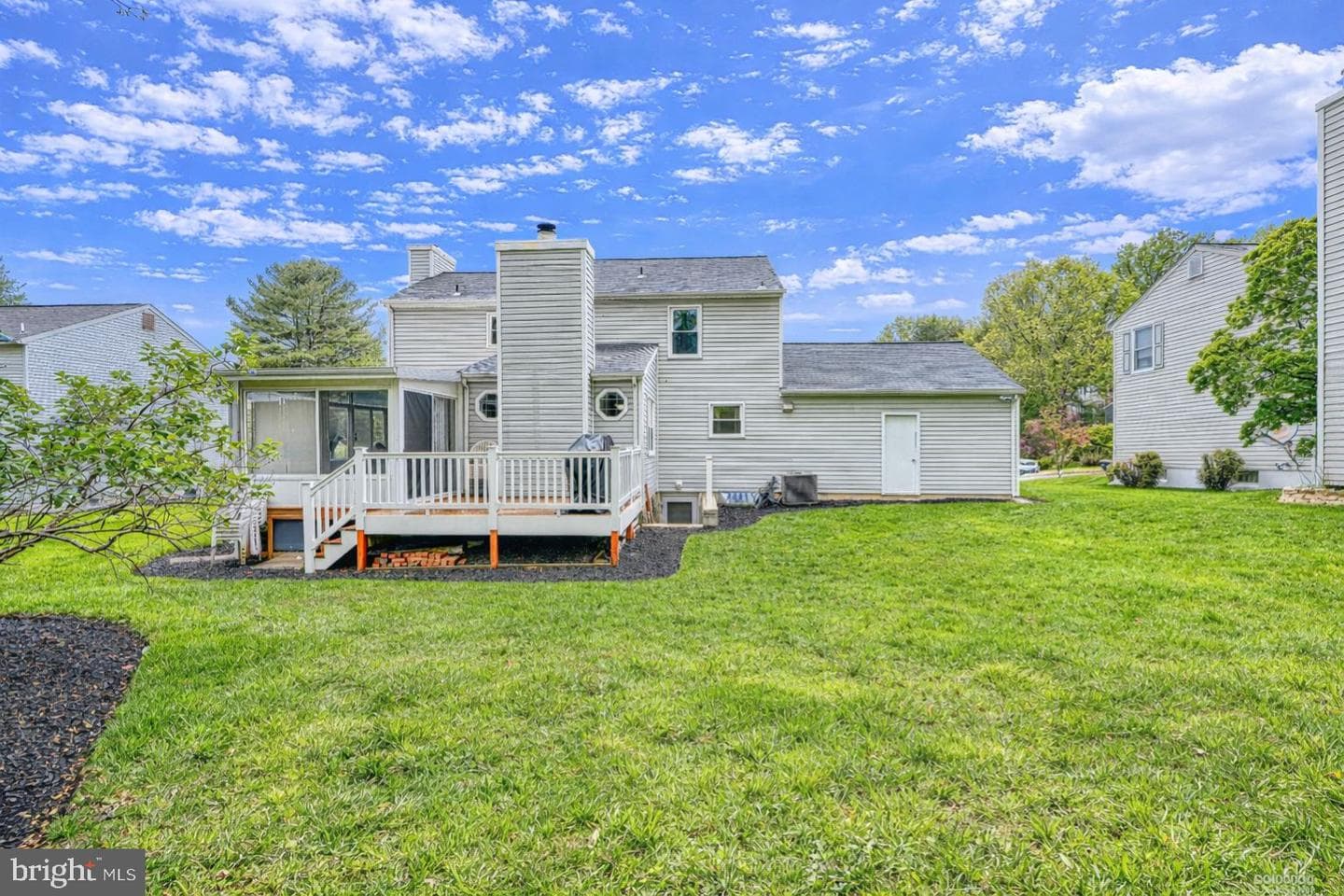 9405 Perglen Road photo 32