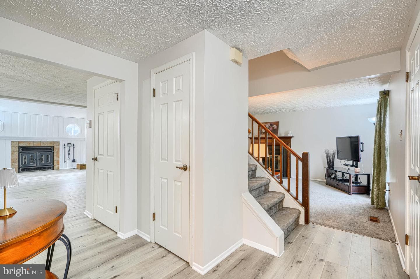 9405 Perglen Road photo 5