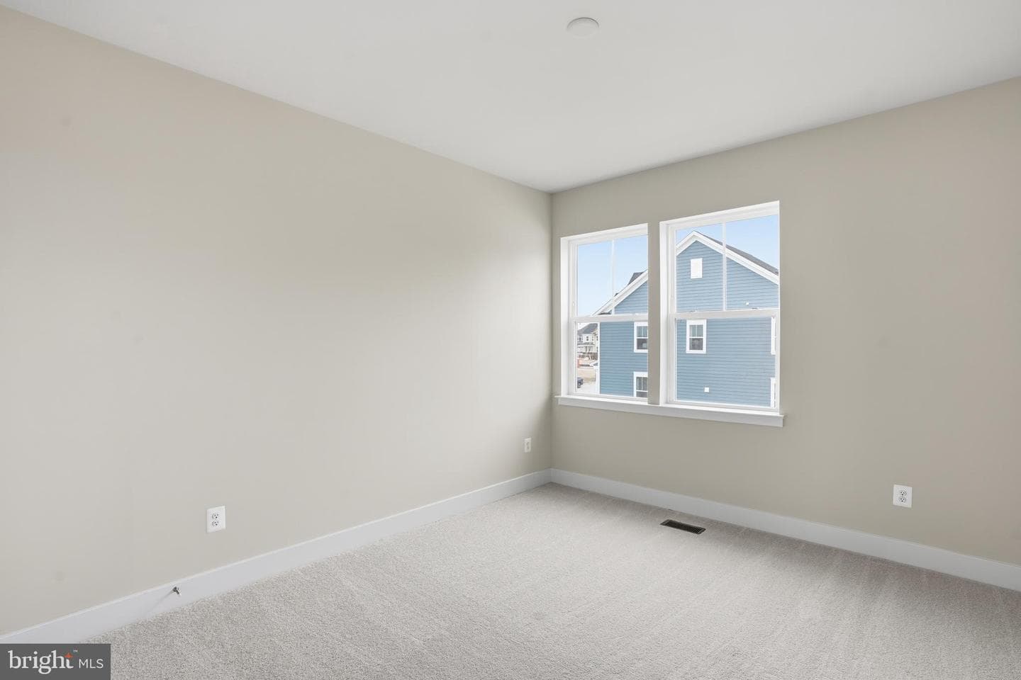 603 Harrington Street photo 19