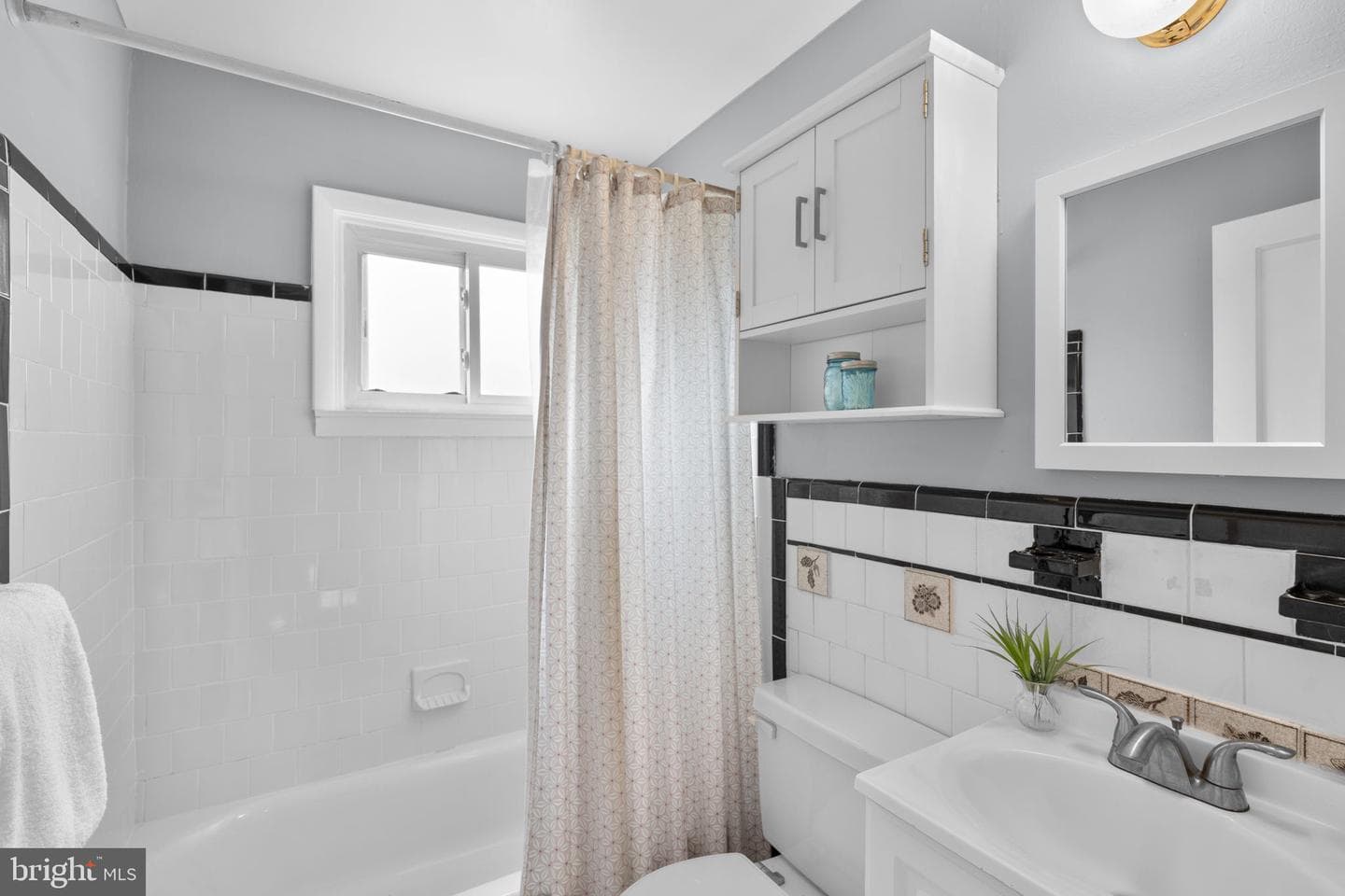 1057 Elm Road photo 25