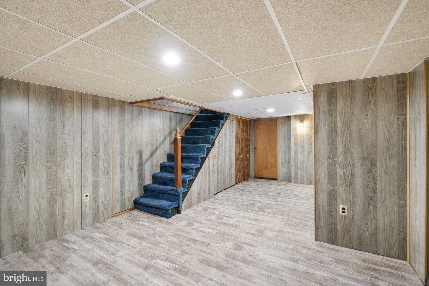 1057 Elm Road photo 27