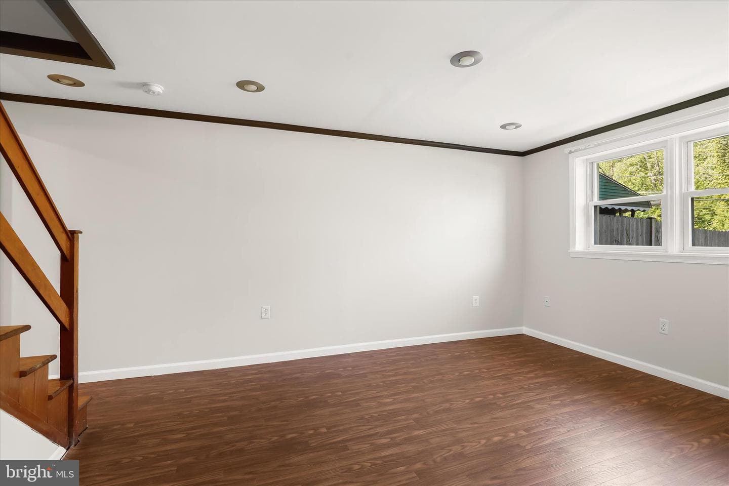 1111 Linden Avenue photo 24