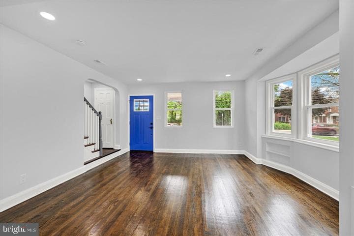 212 Burke Avenue photo 4