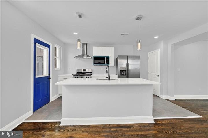 212 Burke Avenue photo 8