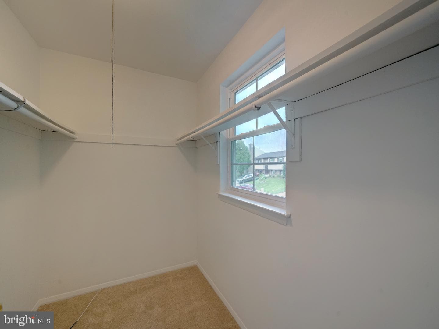 9121 Summer Park Drive photo 13