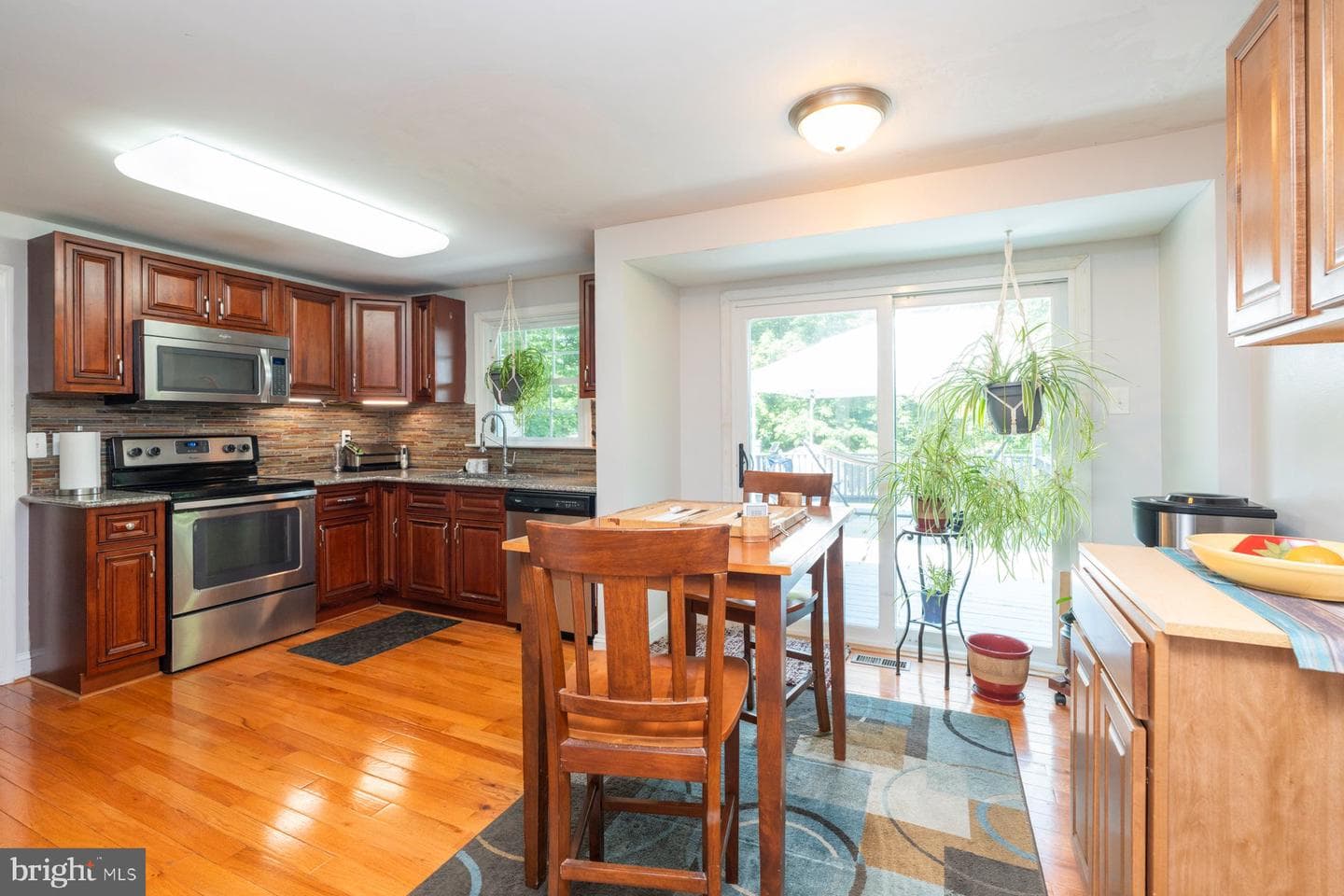 3908 Tevis Circle photo 4