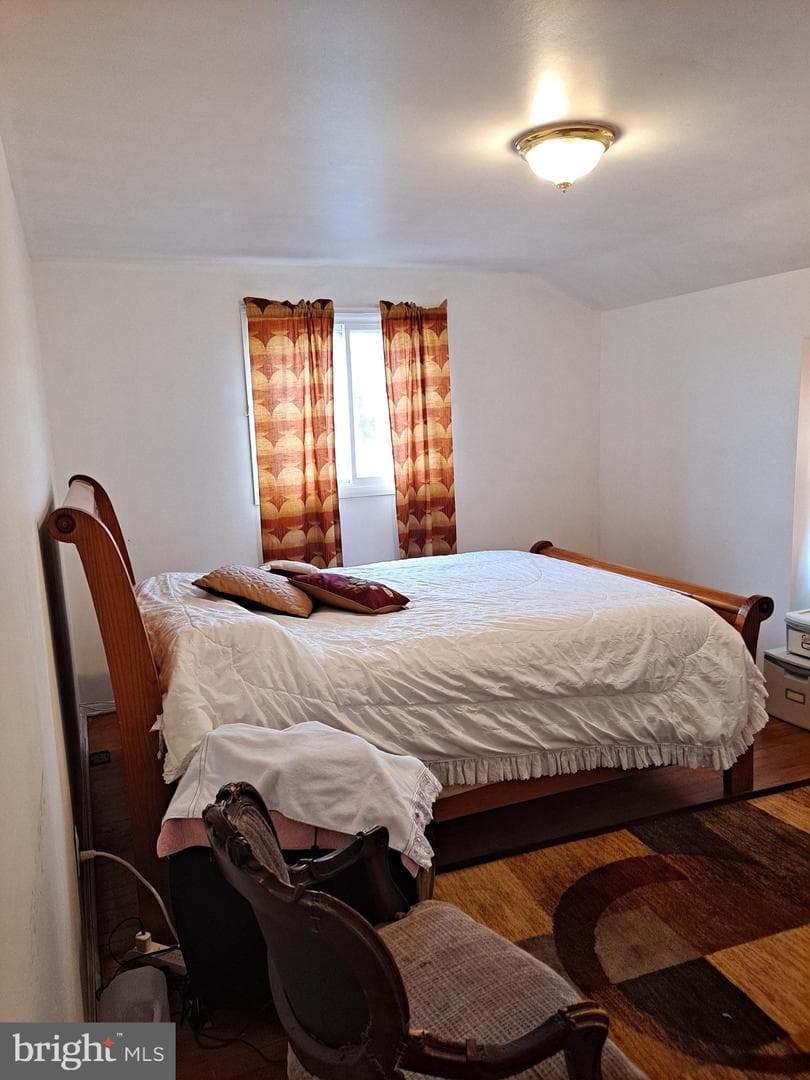5663 Whitby Road photo 35