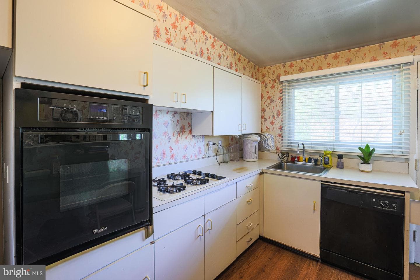 2451 Forest Green Road photo 17