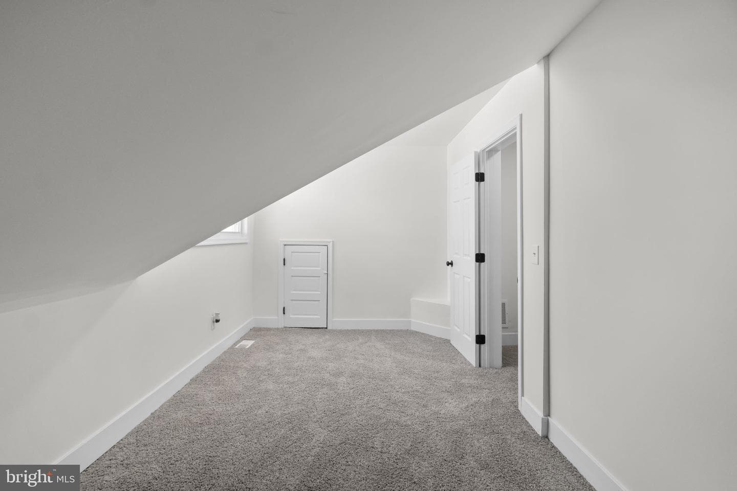 1229 North Avenue photo 25