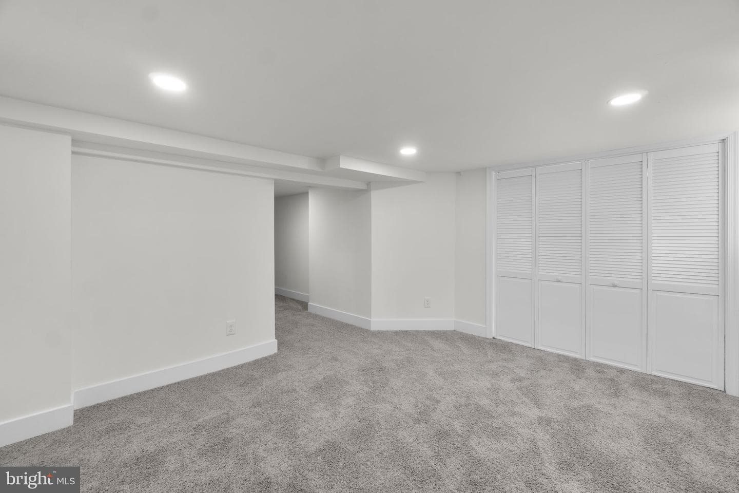 1229 North Avenue photo 29