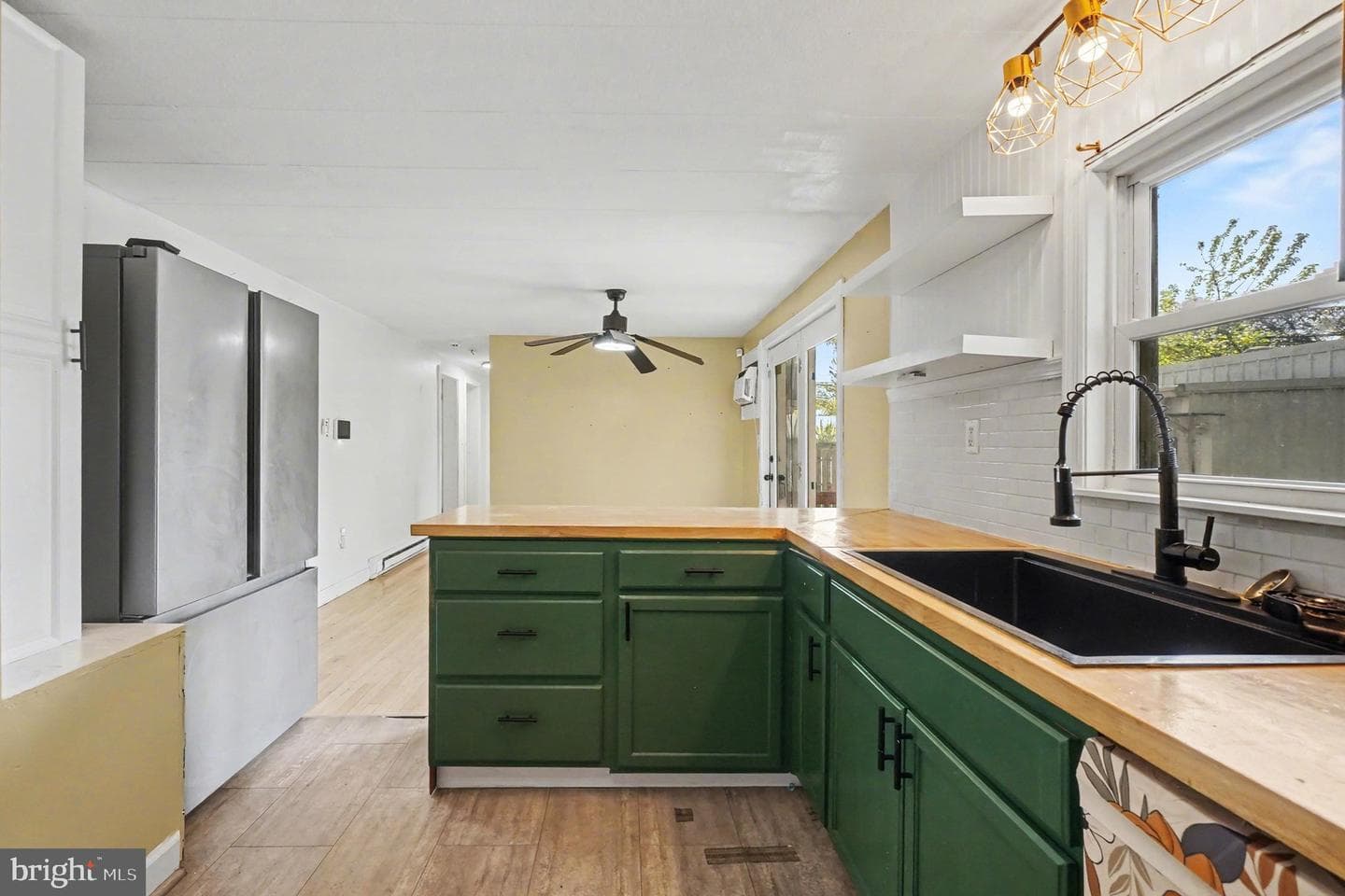 5 Lavern Avenue photo 10