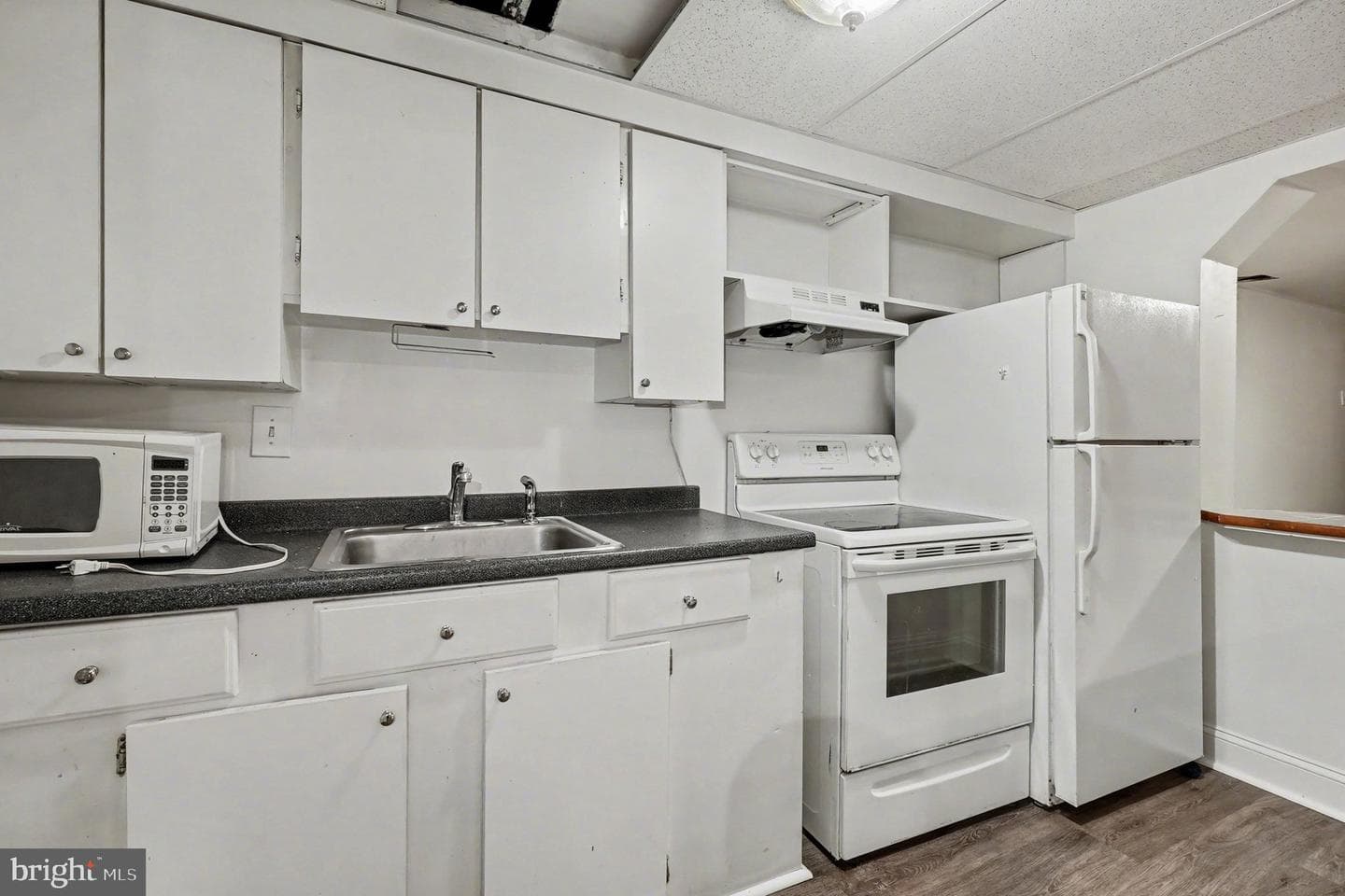 5 Lavern Avenue photo 24