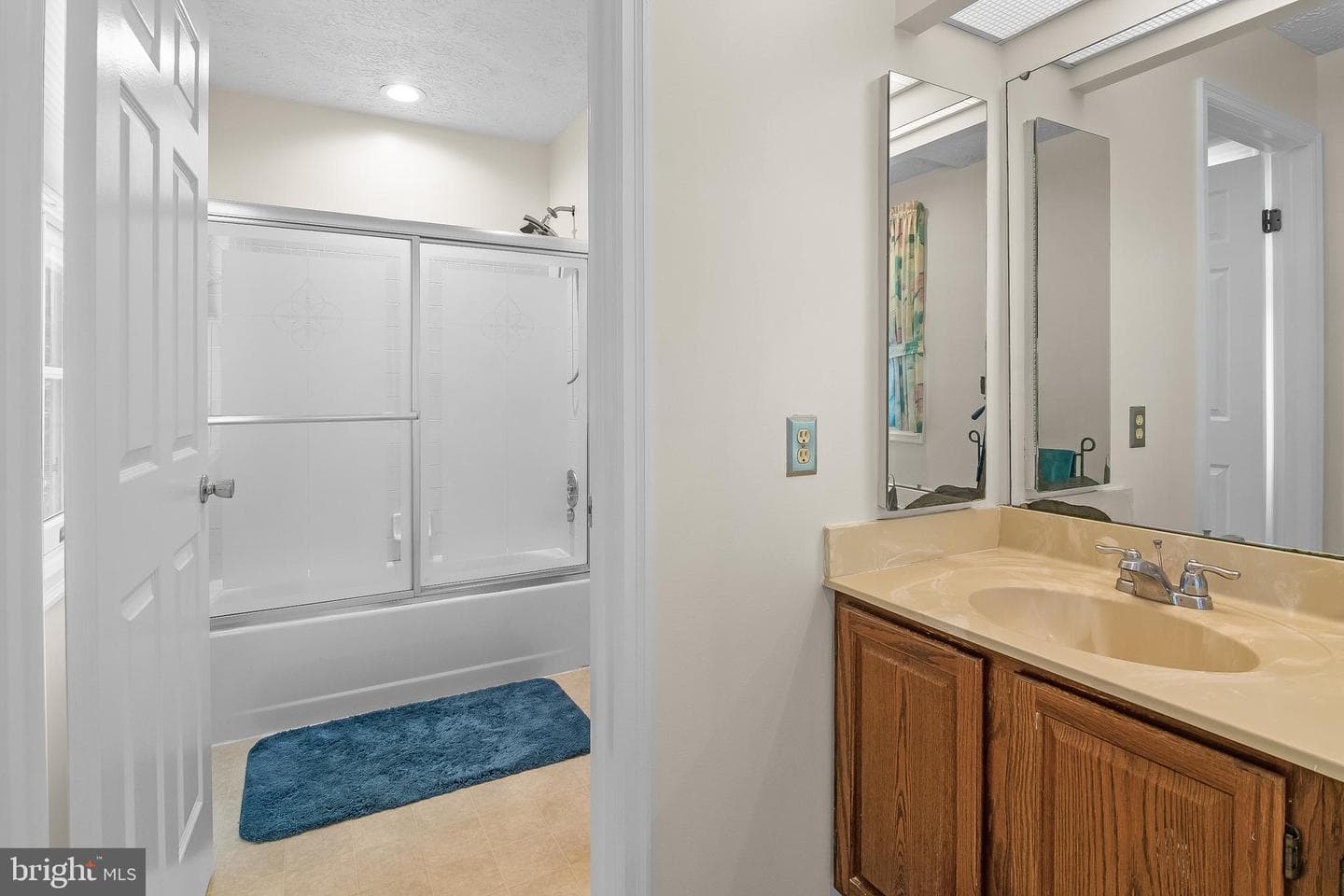 1130 Kingsbury Road photo 21
