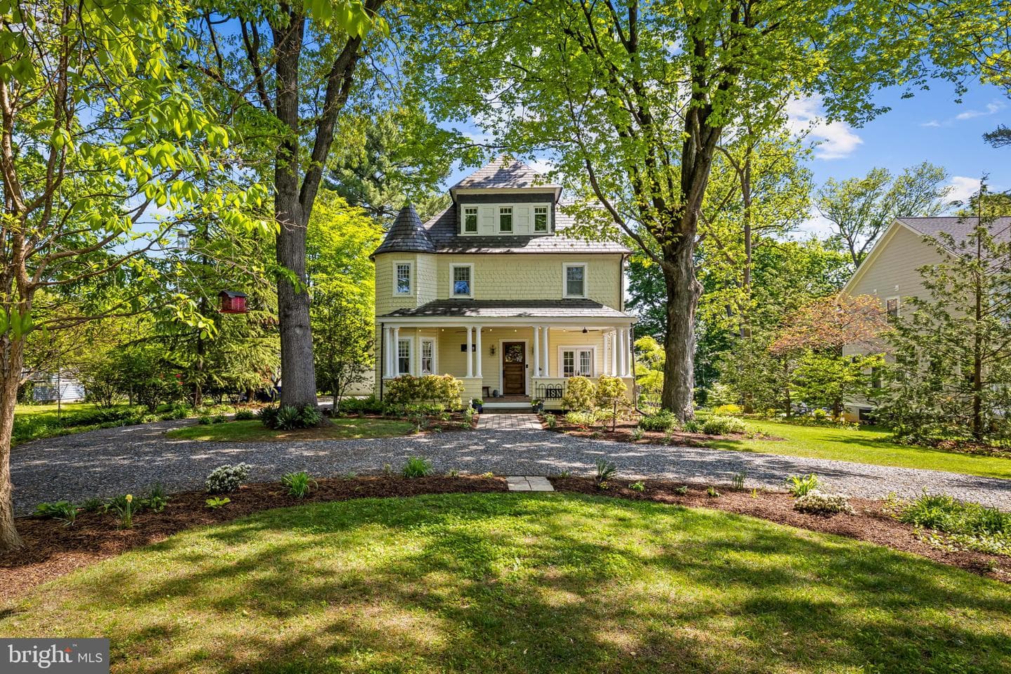 18 Beaumont Avenue photo 2