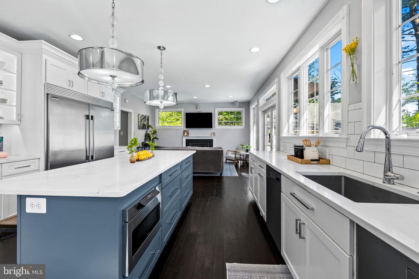 18 Beaumont Avenue photo 34