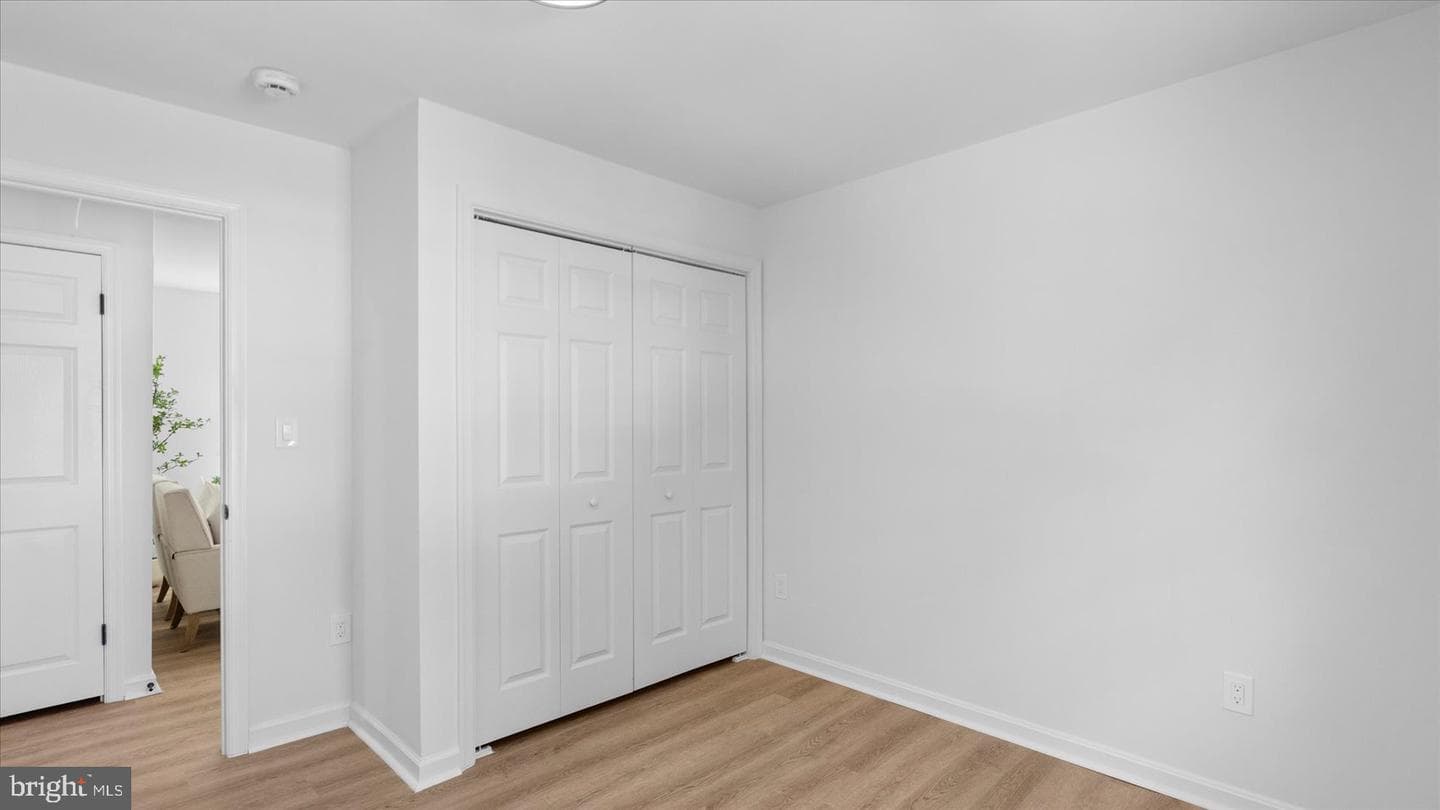 804 Suburbian Road photo 17