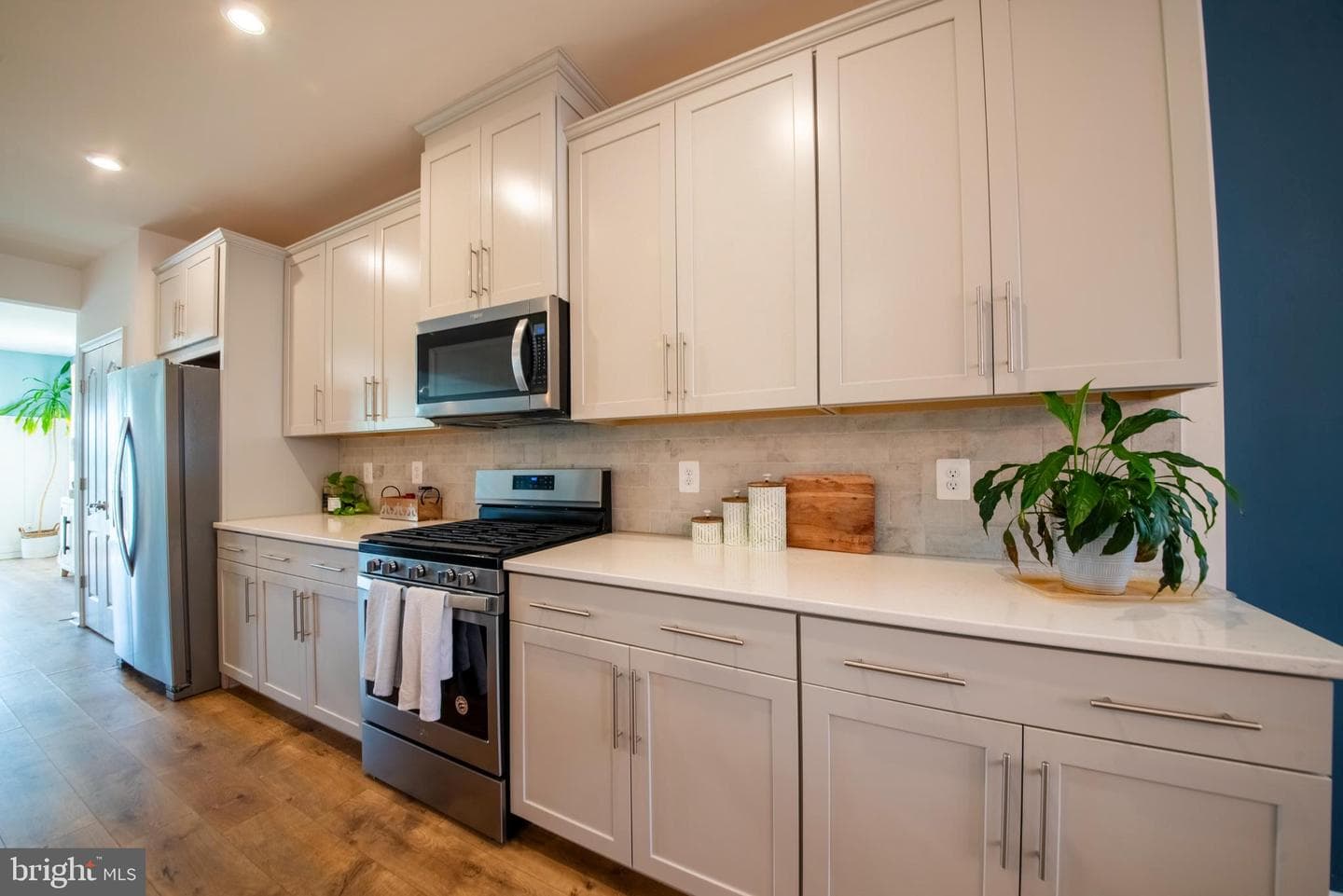 9453 James Macgowan Lane #428 photo 16