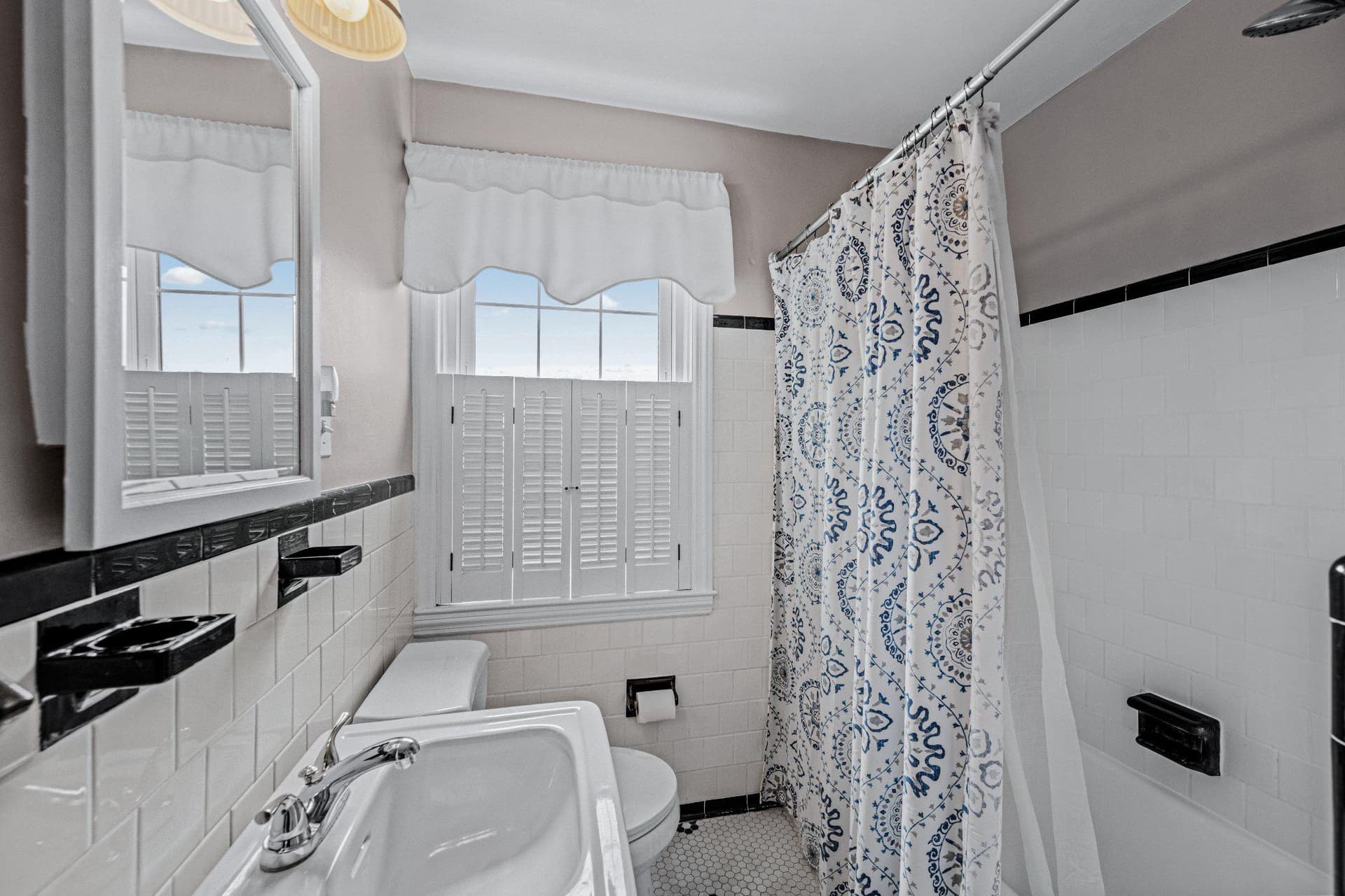 406 Greenlow photo 23