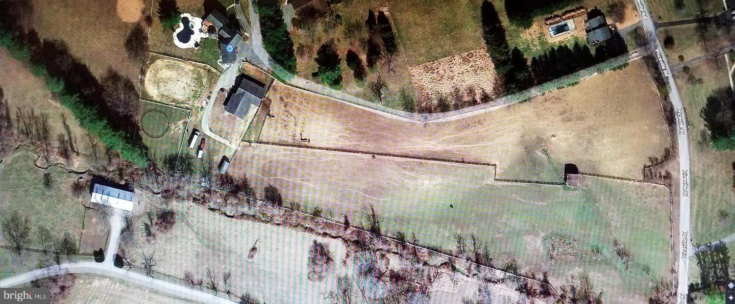 9 Hunt Farms photo 18